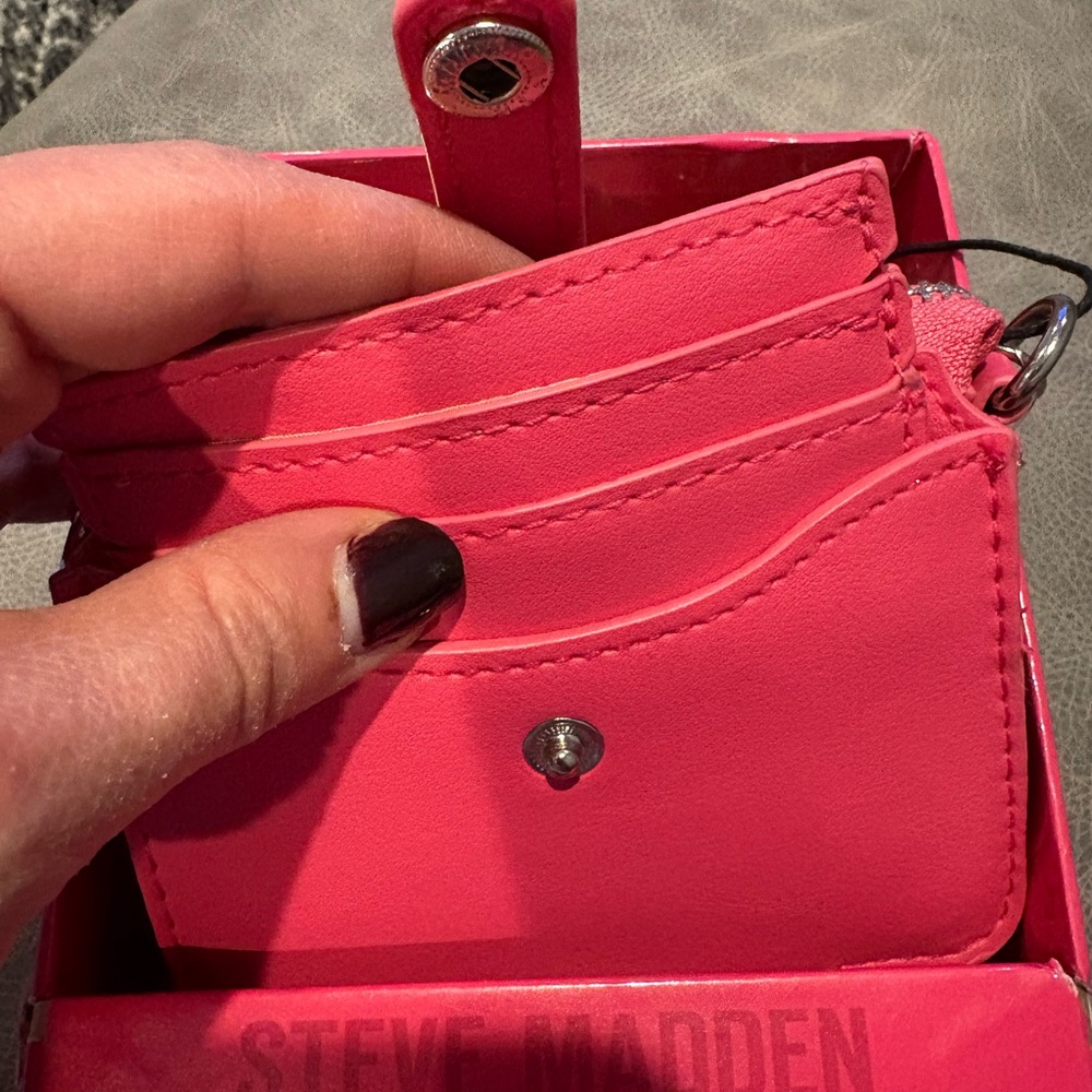Steve Madden hot pink card case crossbody NWT - Picture 4 of 7